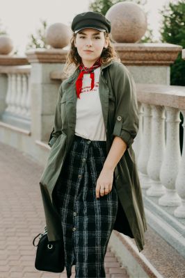 xowoman with her own style